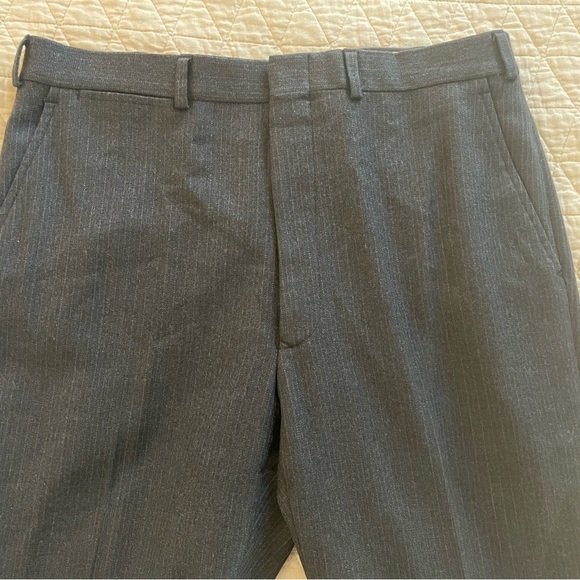 J. G. HOOK Vintage 80’s Subtle Stripe 2-Button Wool Suit in Charcoal Size 40 R - Picture 11 of 14